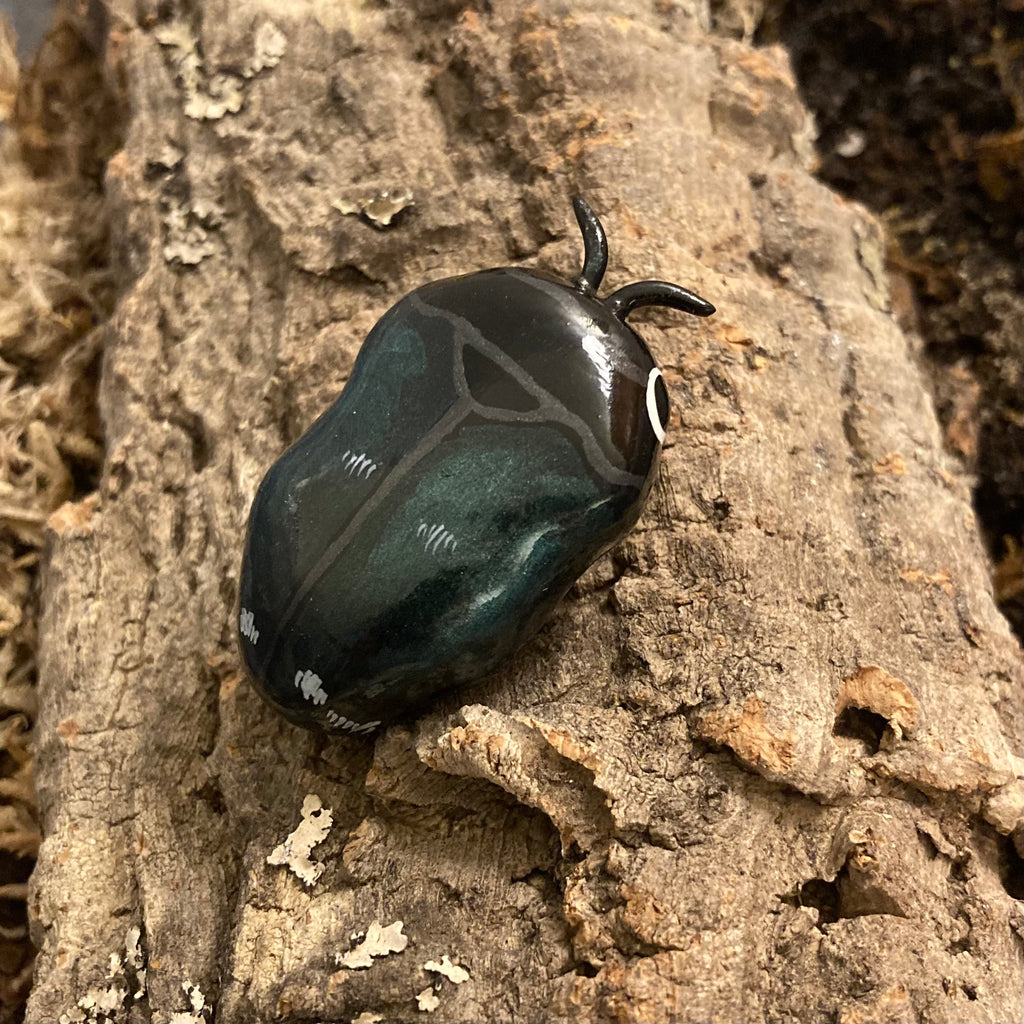 Pachyschelus purpureus Sculpture