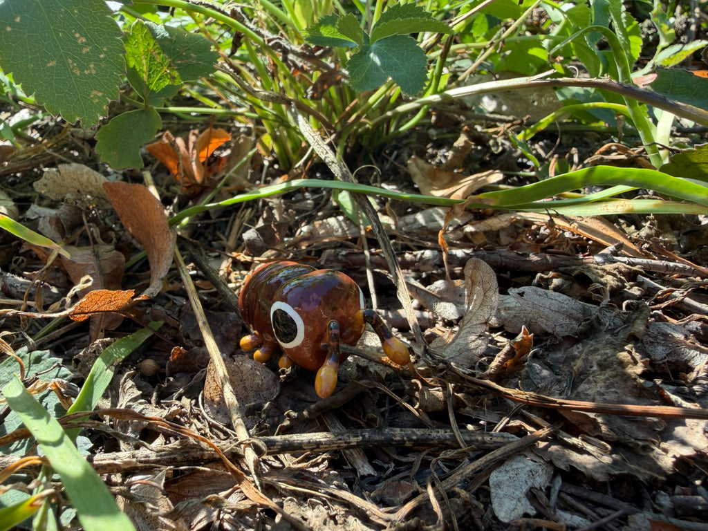 Baeus sp. Wasp Sculpture