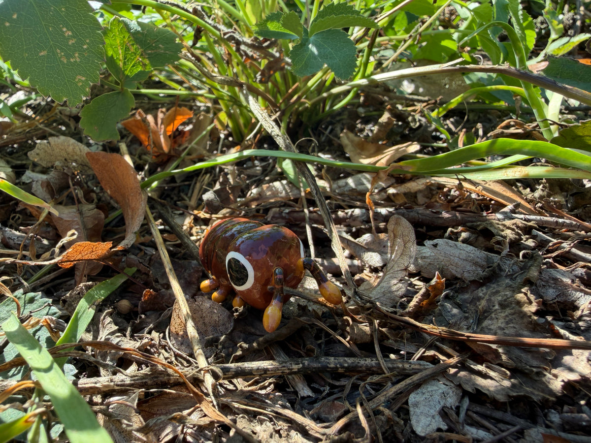 Baeus sp. Wasp Sculpture